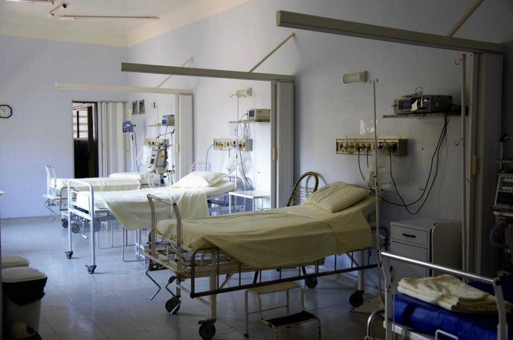 nhs tenders - increase spending for hospitals